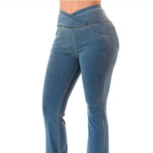 Light Weight Flare Jeans